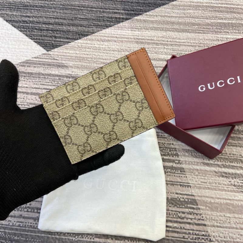 G*u*i wallets & purse